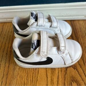 Nike Court Royale Toddler trainer sneakers
